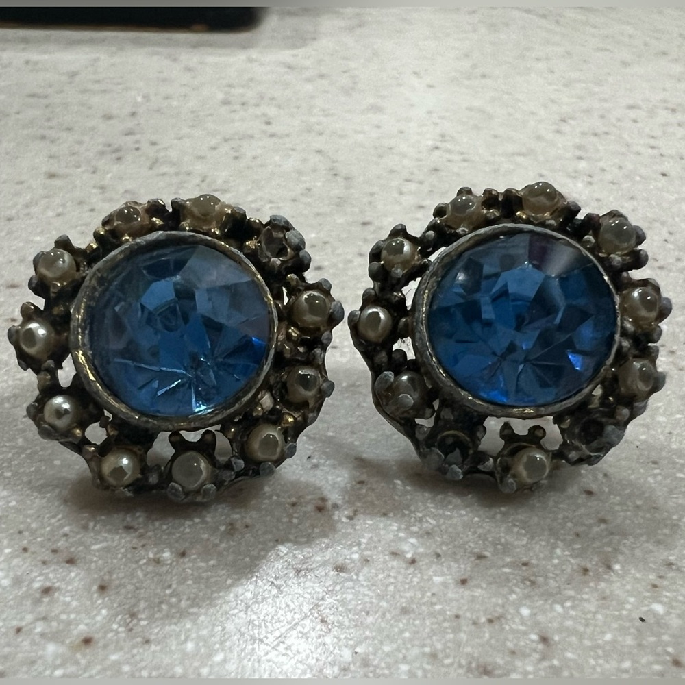 Vintage Blue Crystal Earrings